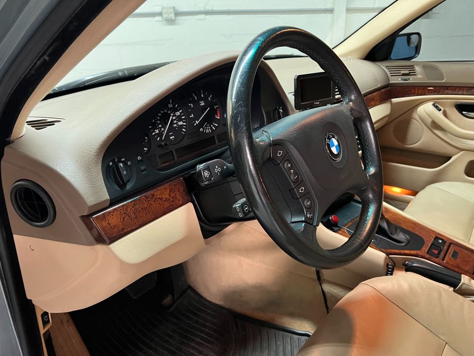 2003 BMW 5 Series