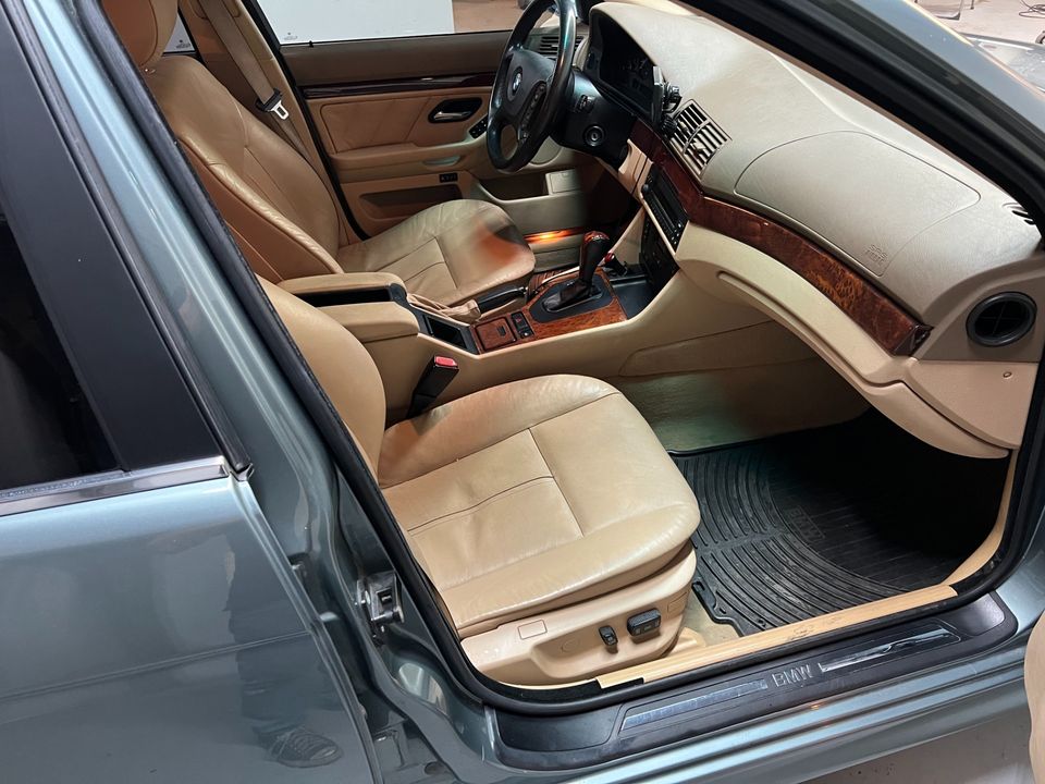 2003 BMW 5 Series