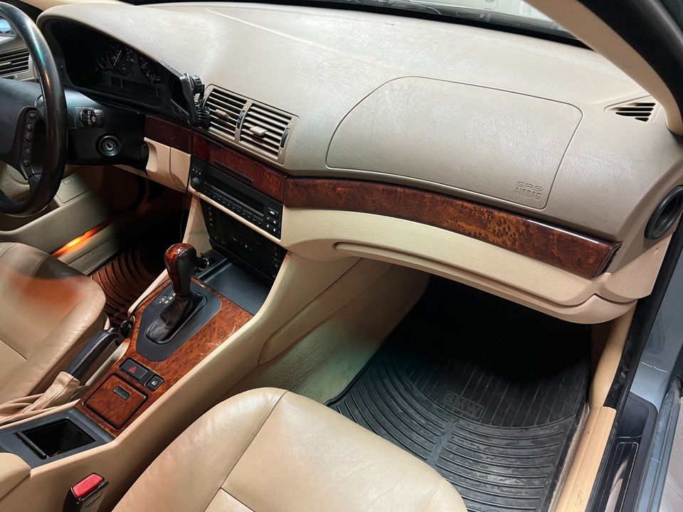 2003 BMW 5 Series