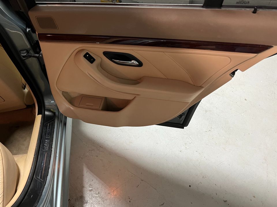 2003 BMW 5 Series