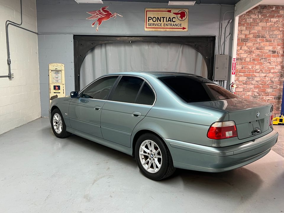 2003 BMW 5 Series