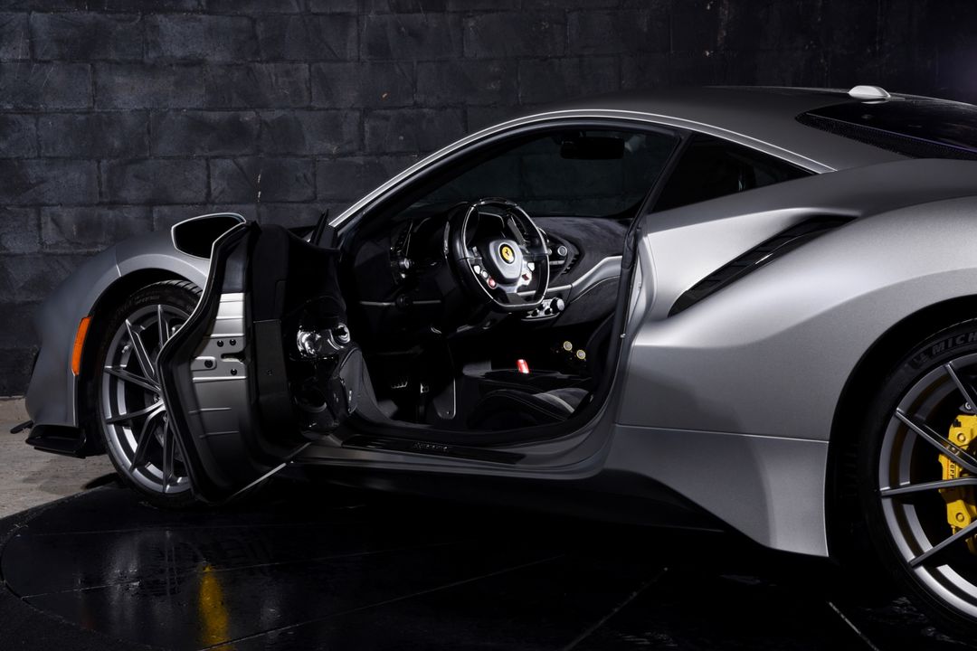 2020 Ferrari 488 Pista