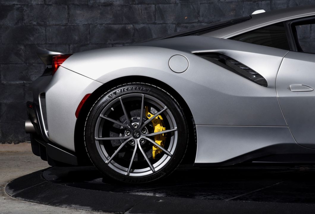 2020 Ferrari 488 Pista