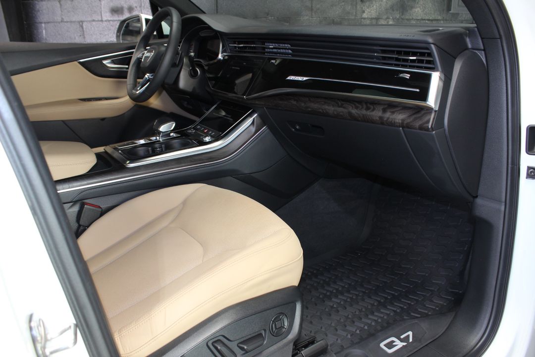 2022 Audi Q7