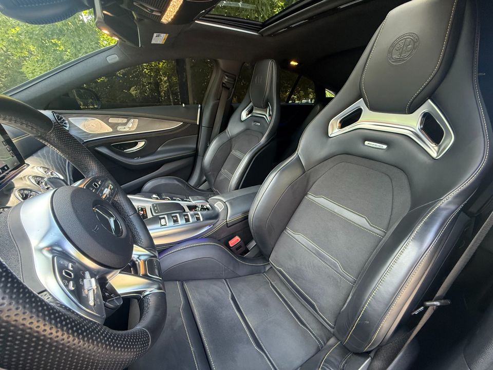 2021 Mercedes-Benz AMG GT 63