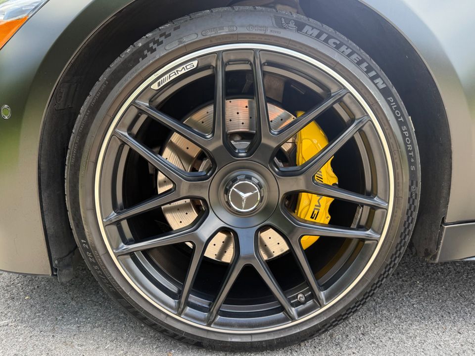 2021 Mercedes-Benz AMG GT 63
