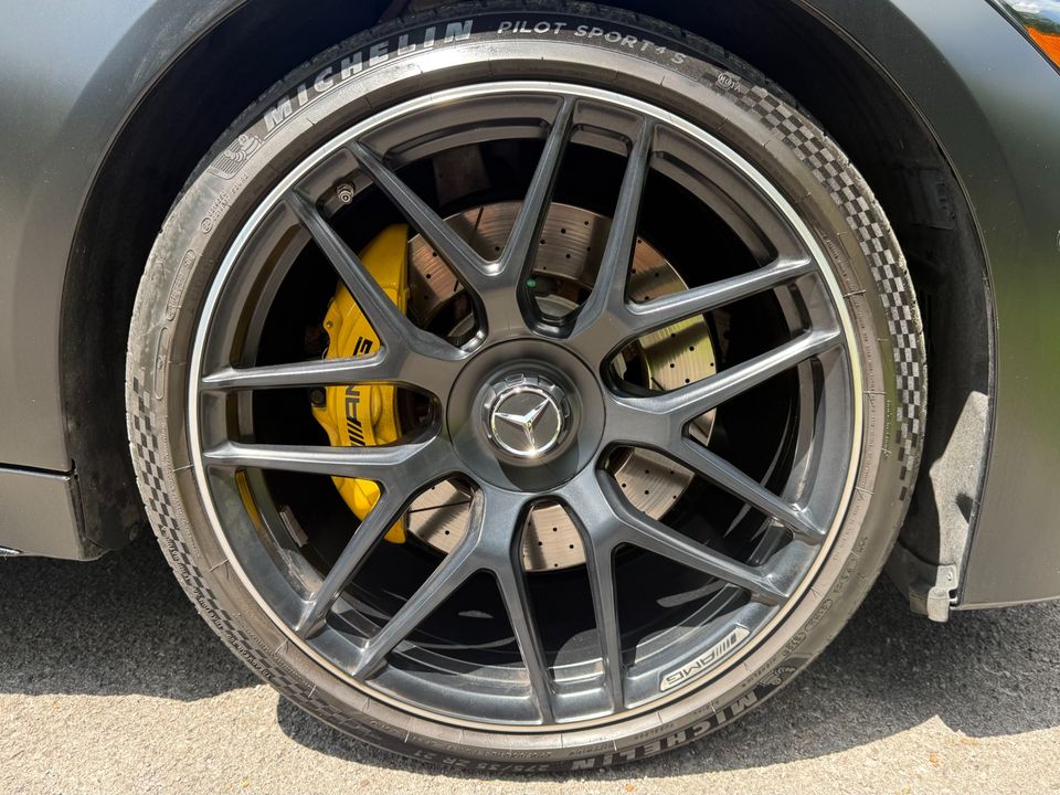 2021 Mercedes-Benz AMG GT 63