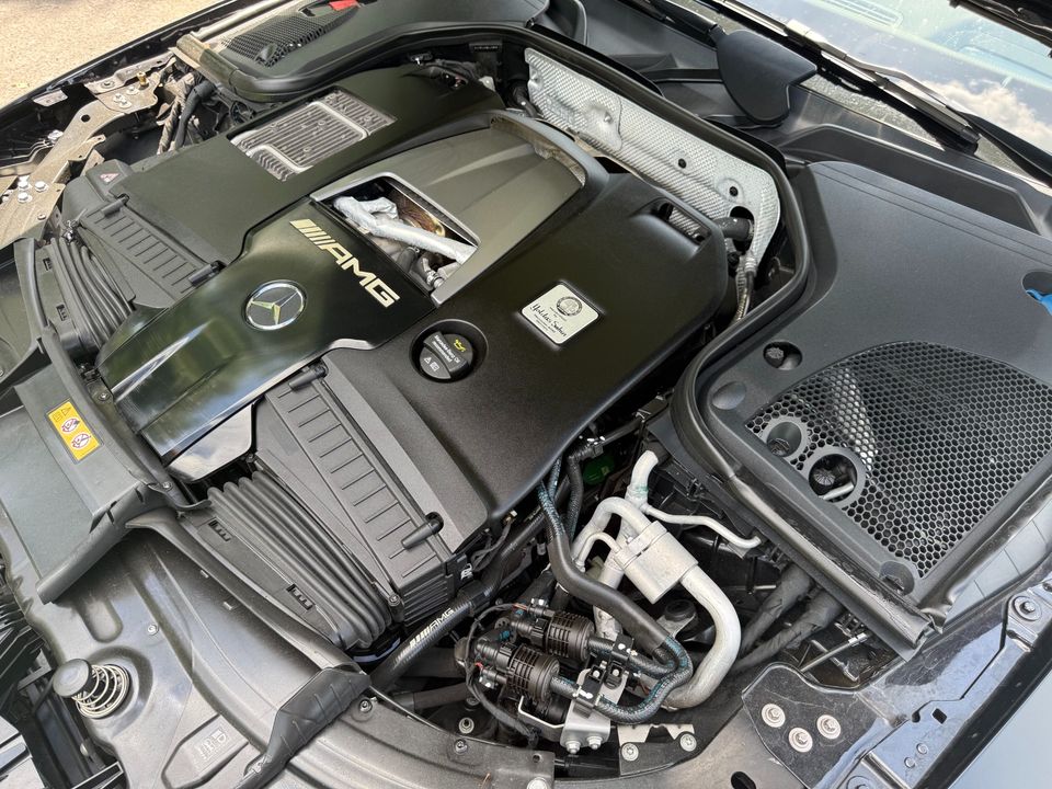 2021 Mercedes-Benz AMG GT 63