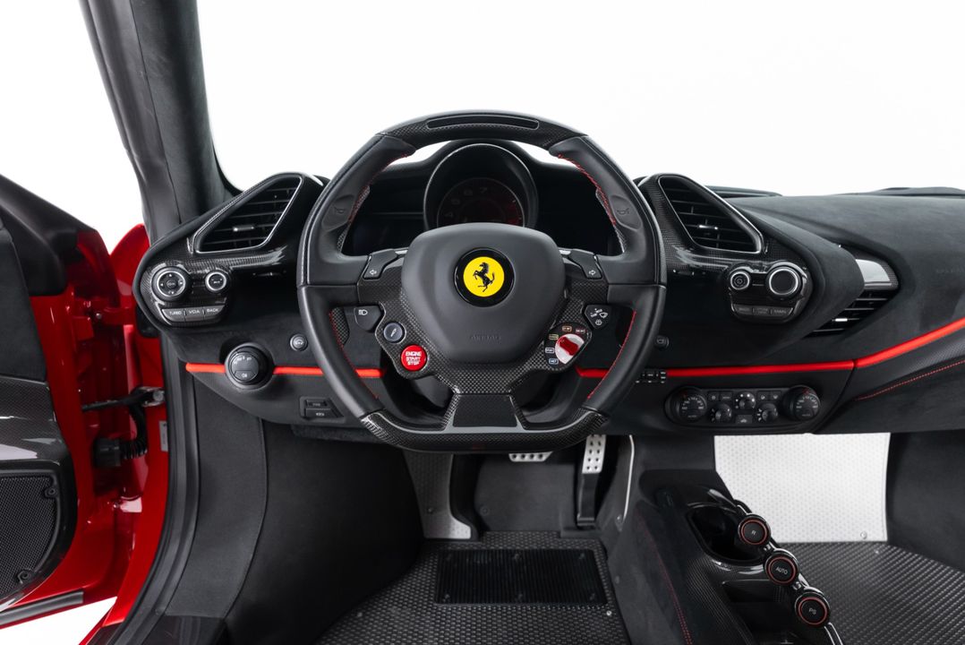 2019 Ferrari 488 Pista