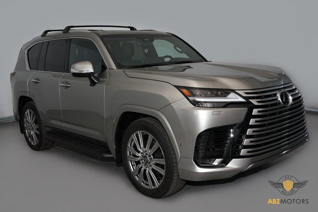 2025 Lexus LX 700h