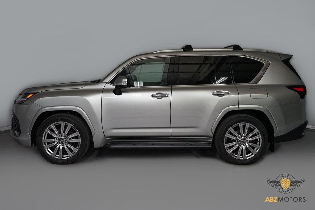 2025 Lexus LX 700h