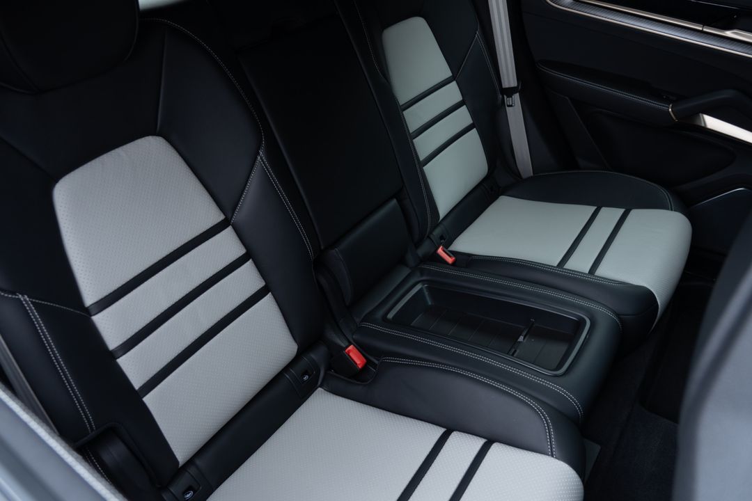2024 Porsche Cayenne