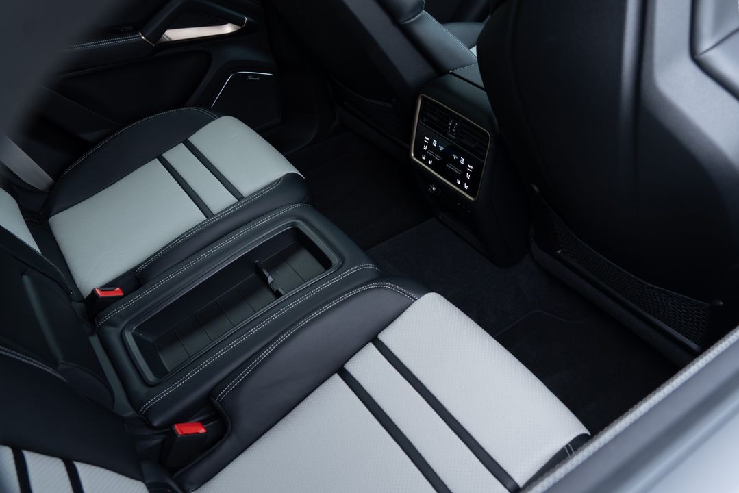 2024 Porsche Cayenne