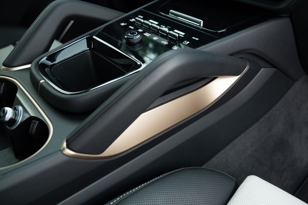 2024 Porsche Cayenne