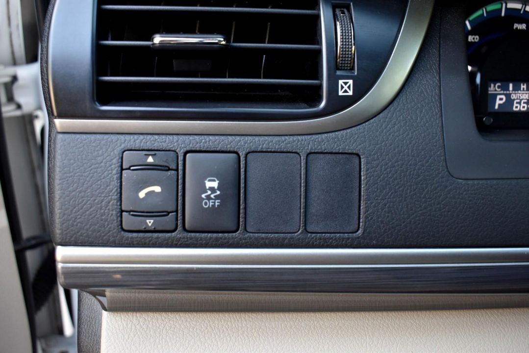 2012 Toyota Camry Hybrid
