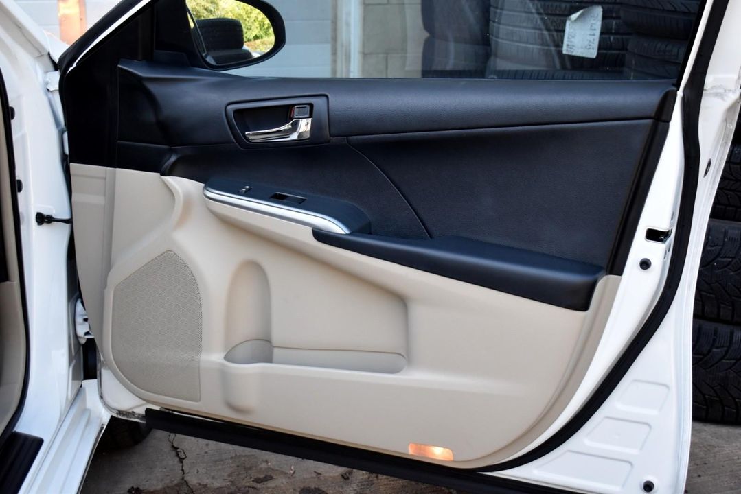 2012 Toyota Camry Hybrid
