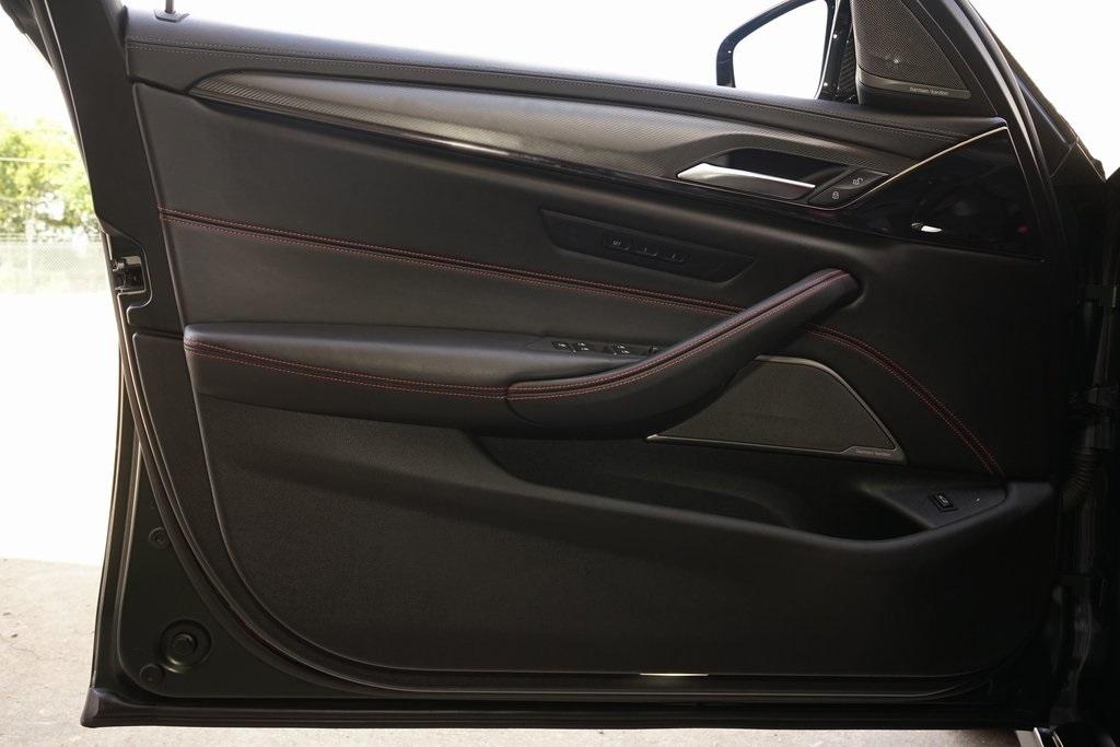 2022 BMW M5