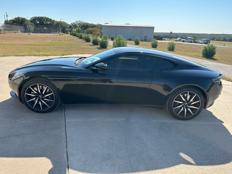 2020 Aston Martin DB11
