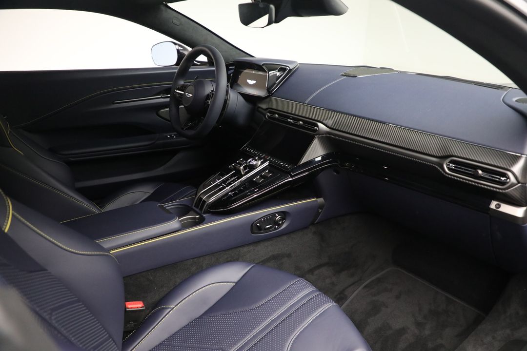 2026 Aston Martin Vantage