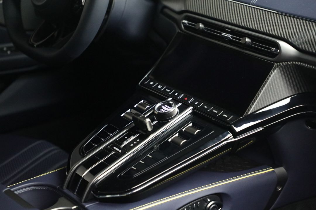 2026 Aston Martin Vantage