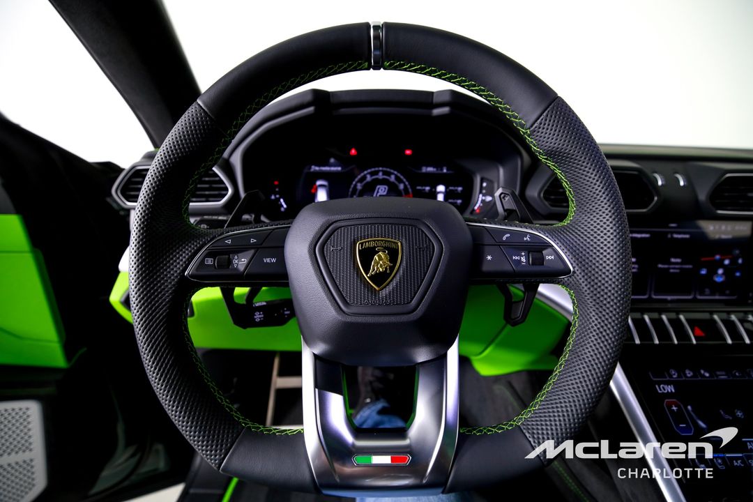 2024 Lamborghini Urus