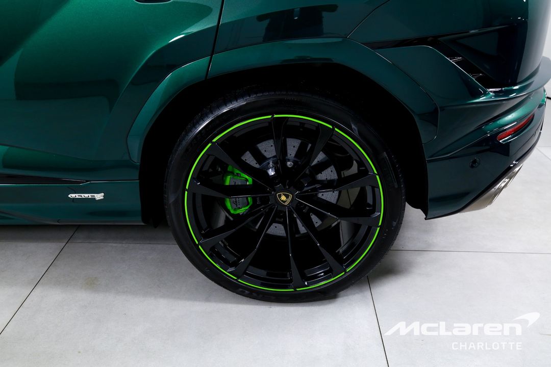 2024 Lamborghini Urus