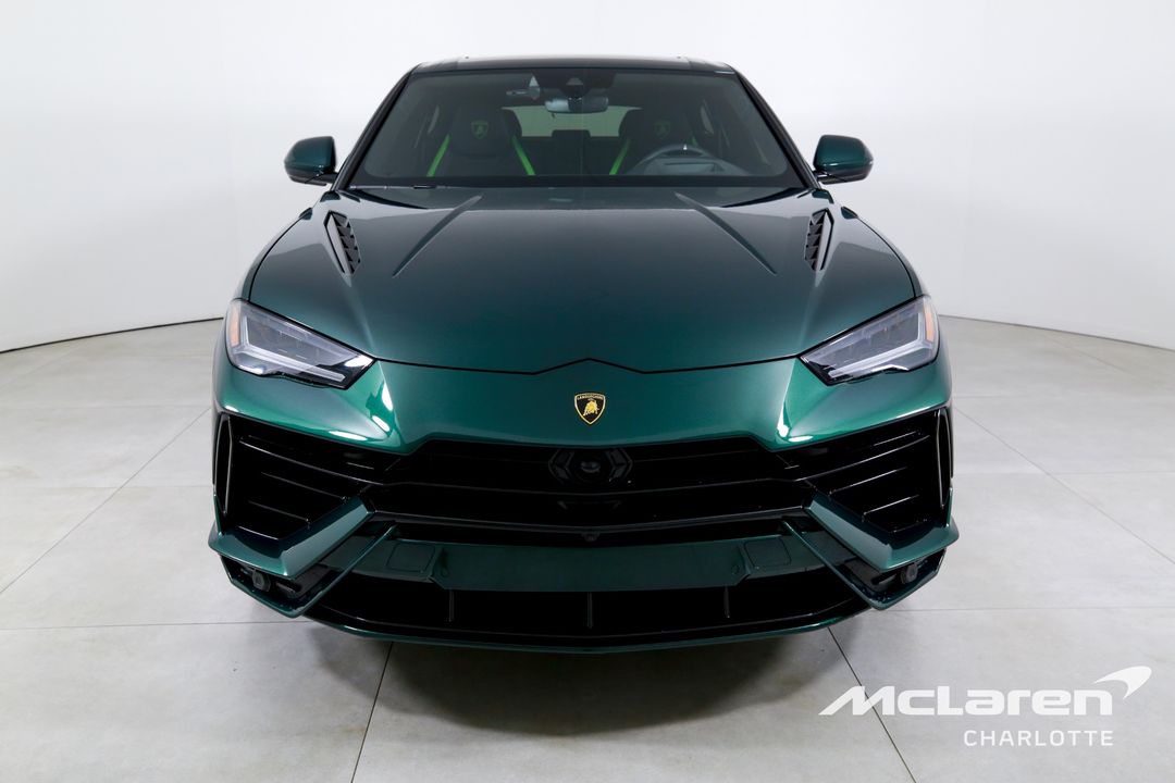 2024 Lamborghini Urus