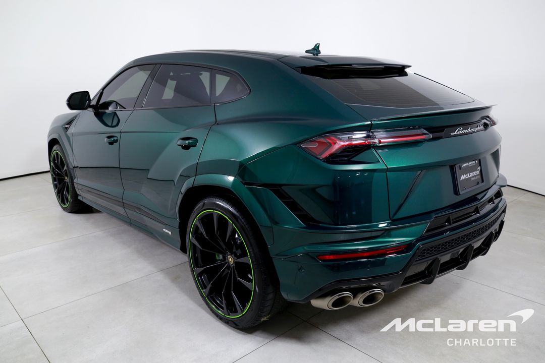 2024 Lamborghini Urus