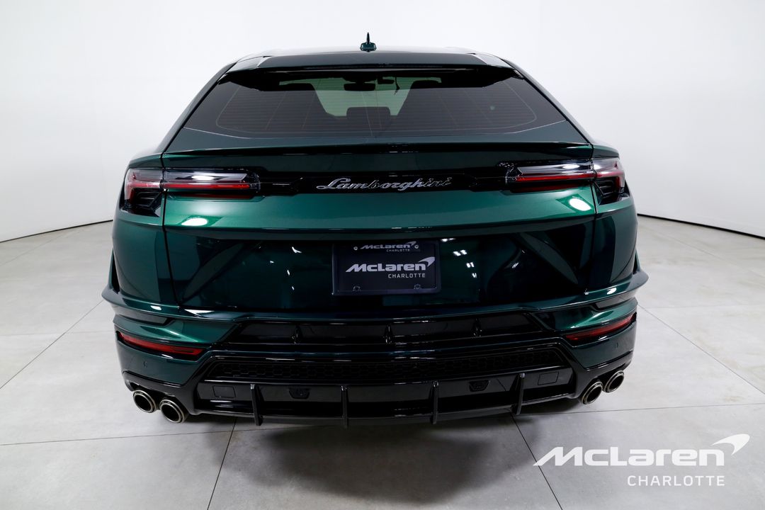 2024 Lamborghini Urus