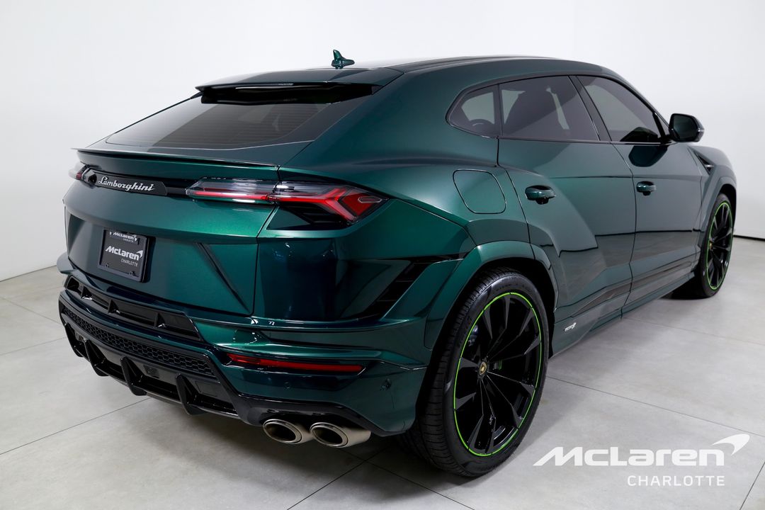 2024 Lamborghini Urus