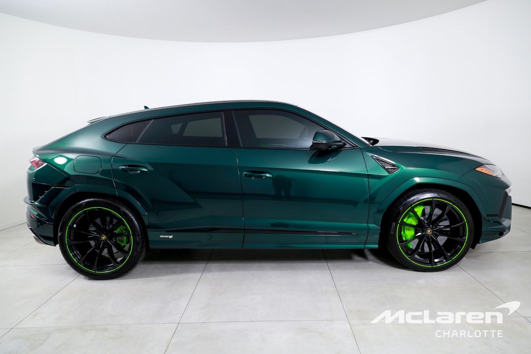 2024 Lamborghini Urus