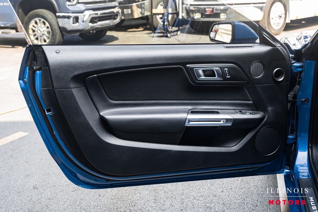 2019 Ford Mustang