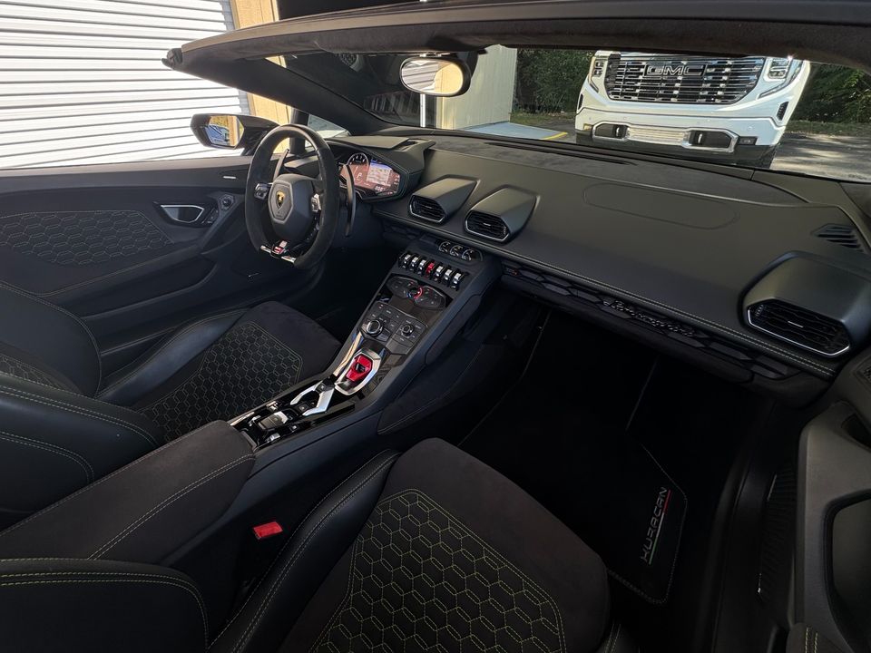 2017 Lamborghini Huracan