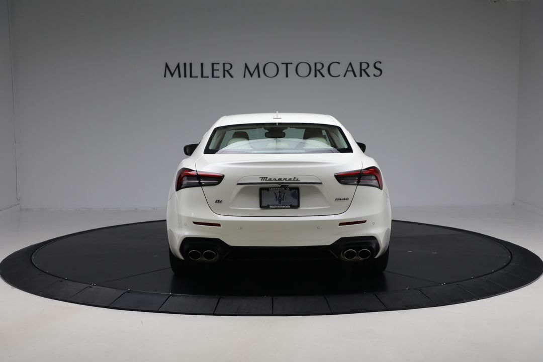 2022 Maserati Ghibli