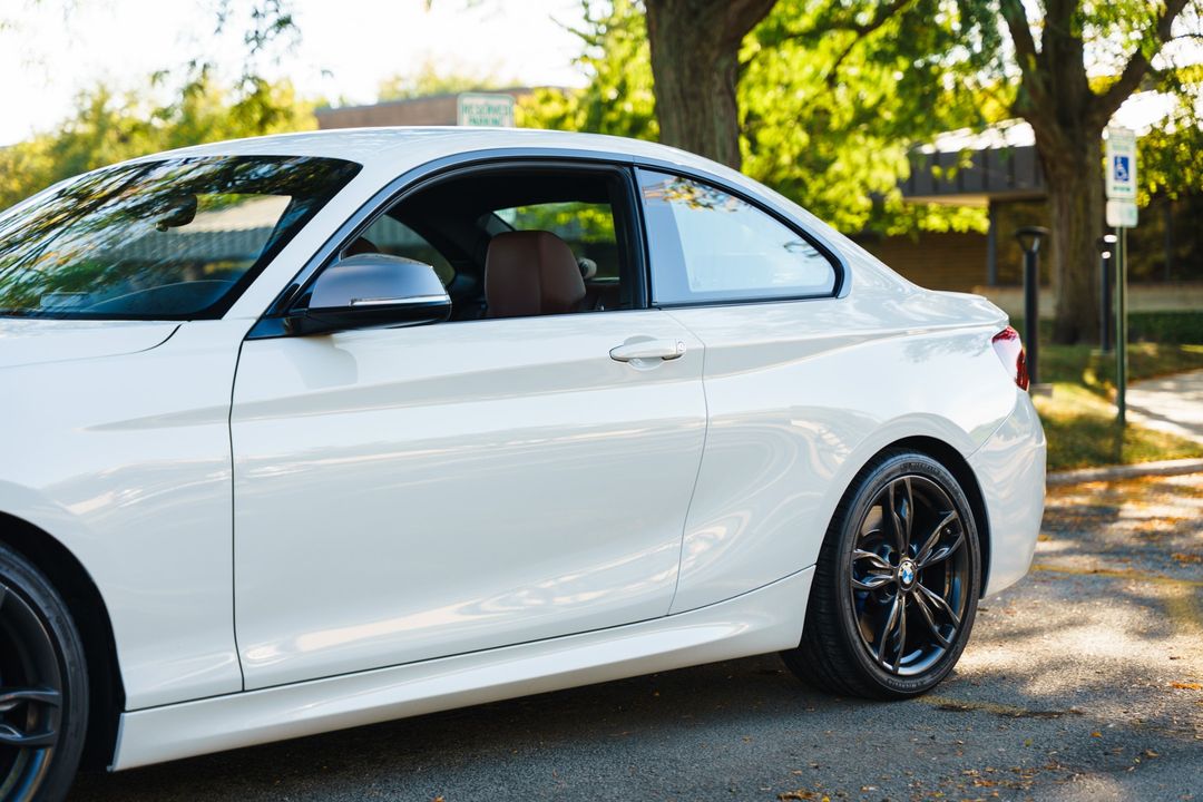 2016 BMW M235I