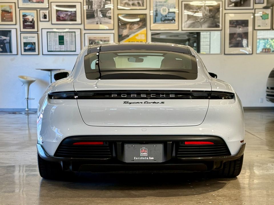 2022 Porsche Taycan