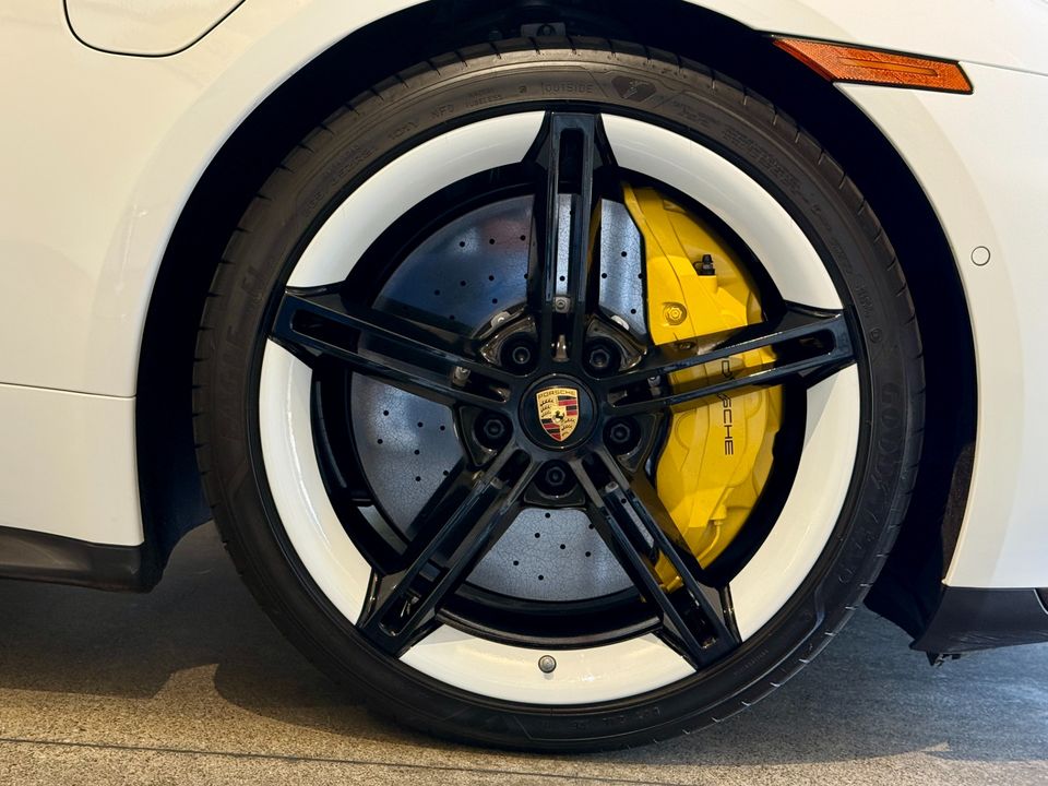 2022 Porsche Taycan