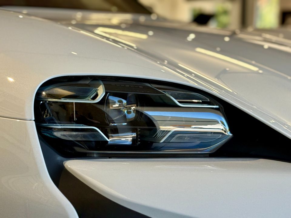 2022 Porsche Taycan