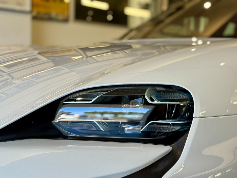 2022 Porsche Taycan