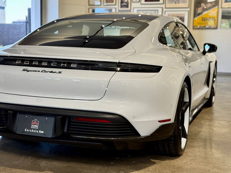 2022 Porsche Taycan