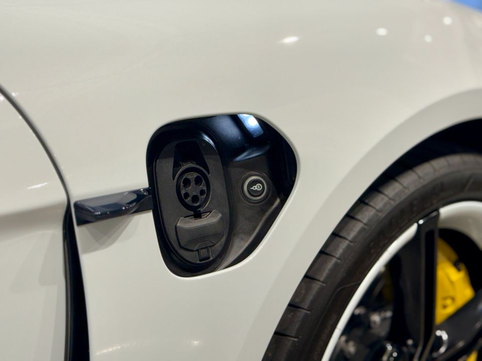 2022 Porsche Taycan