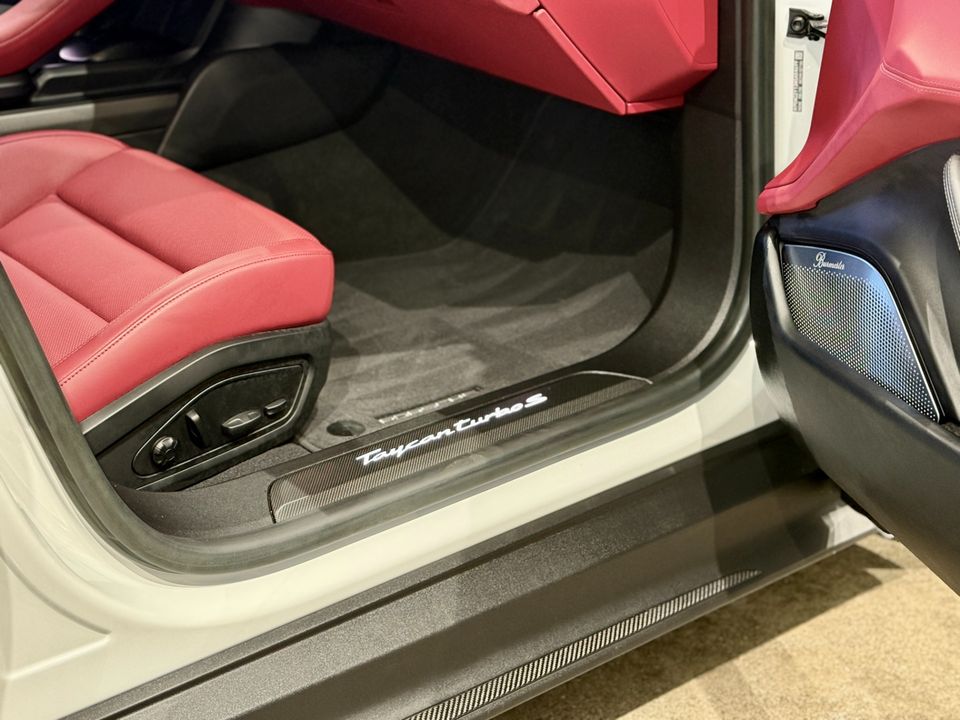2022 Porsche Taycan