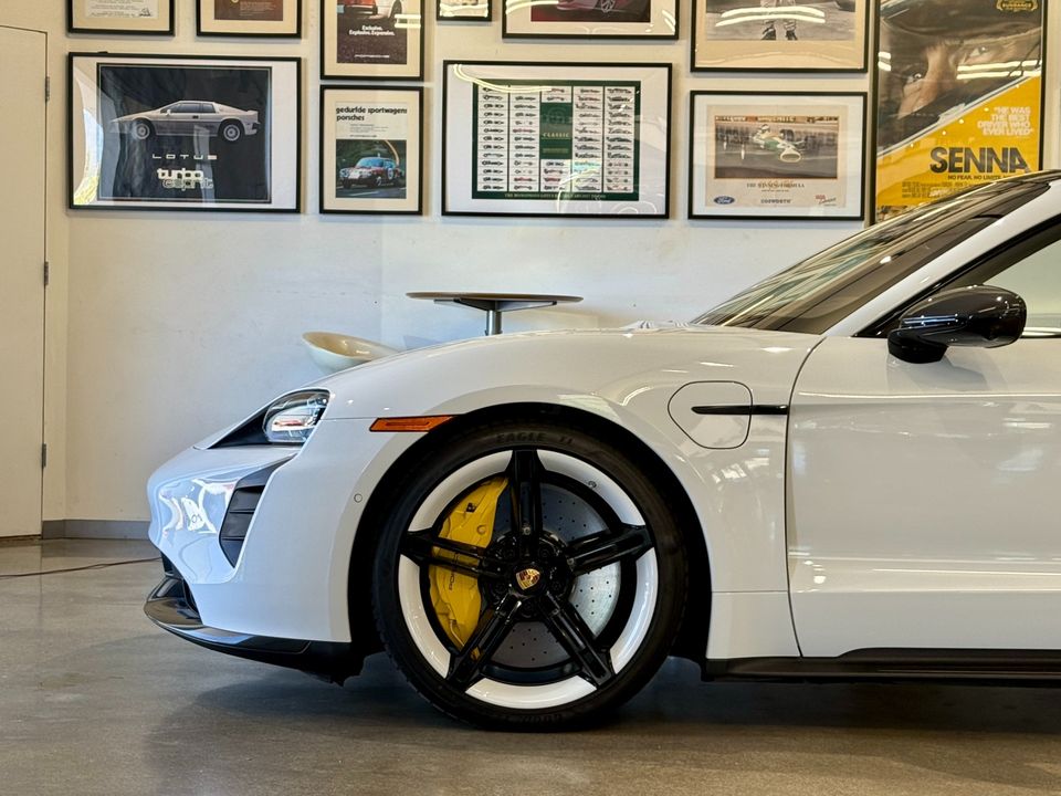 2022 Porsche Taycan