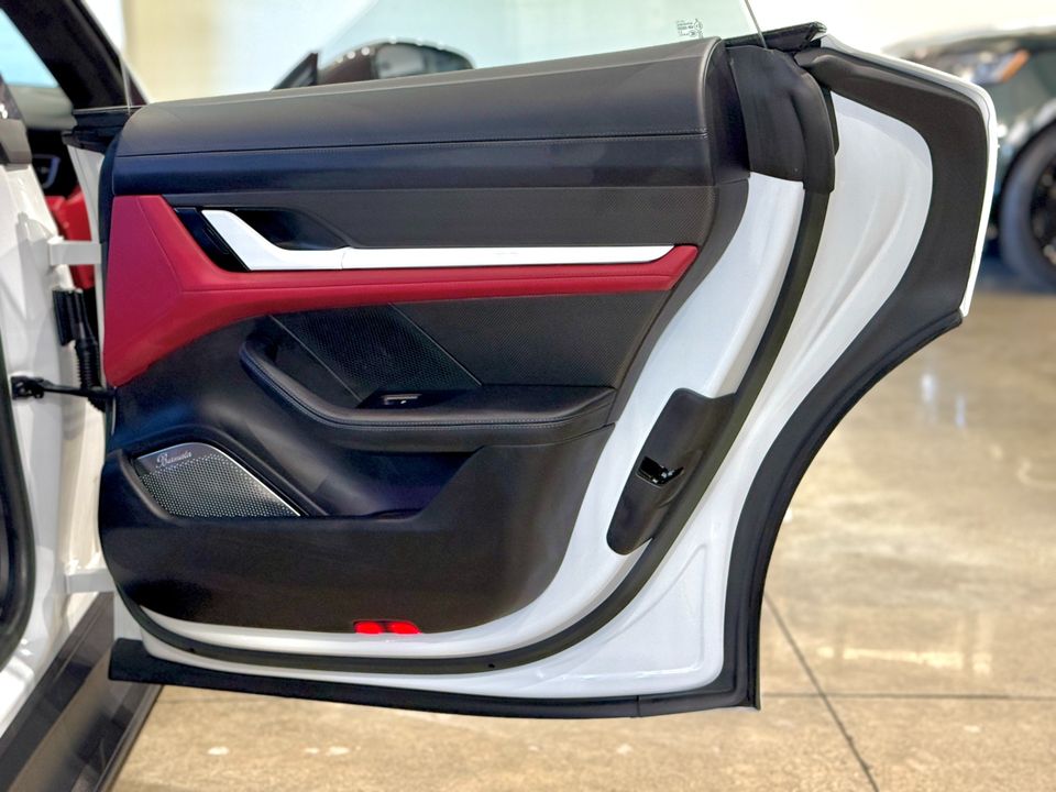 2022 Porsche Taycan