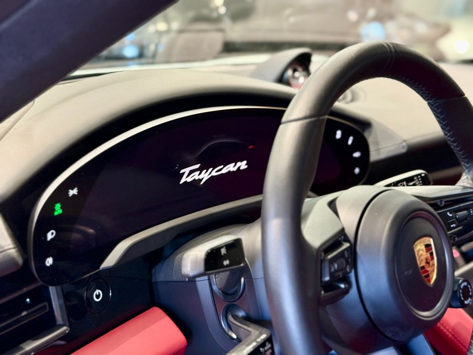 2022 Porsche Taycan