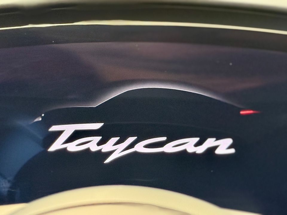 2022 Porsche Taycan