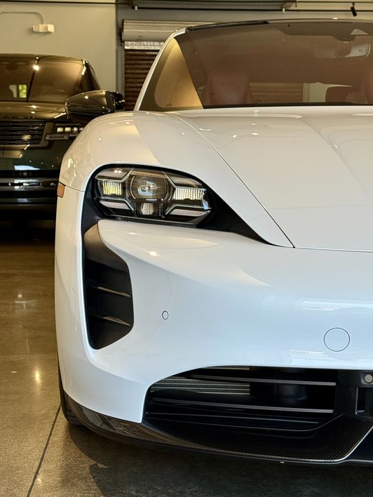 2022 Porsche Taycan