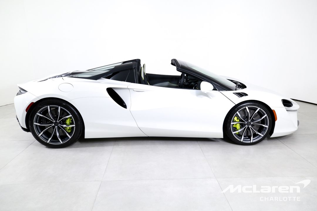 2025 McLaren Artura Spider