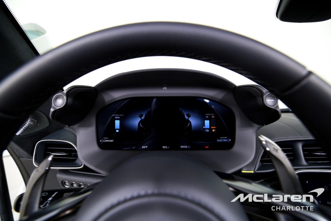 2025 McLaren Artura Spider