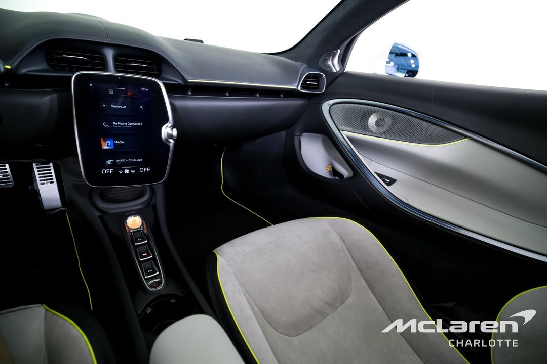 2025 McLaren Artura Spider